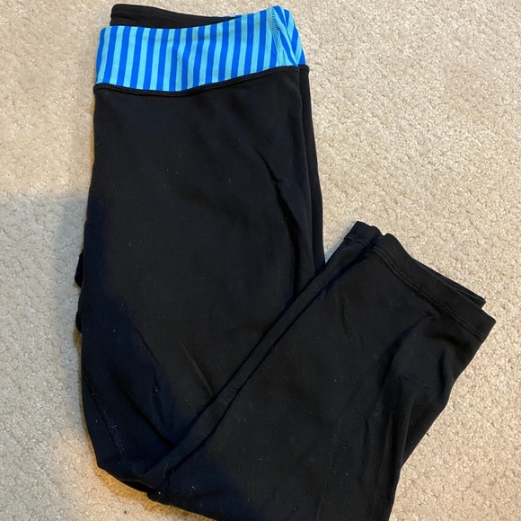Ivivva reversible cropped leggings - Picture 4 of 6